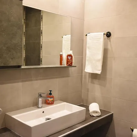 Daire Katsaros - Elegant In Nafplio *