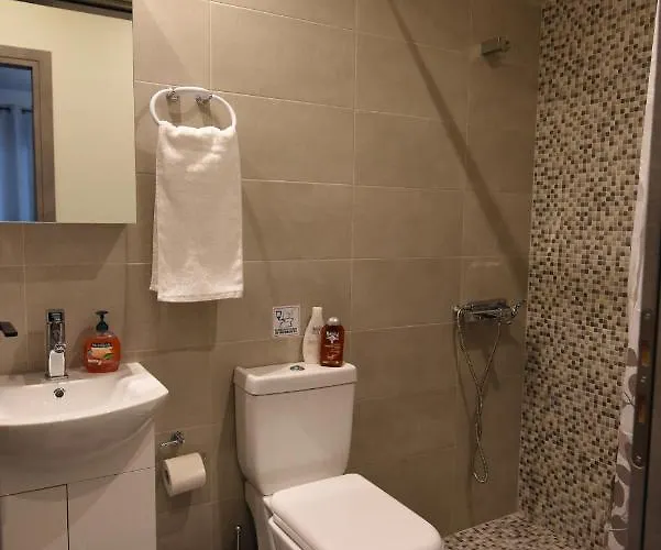 Katsaros - Elegant In Nafplio * Ária